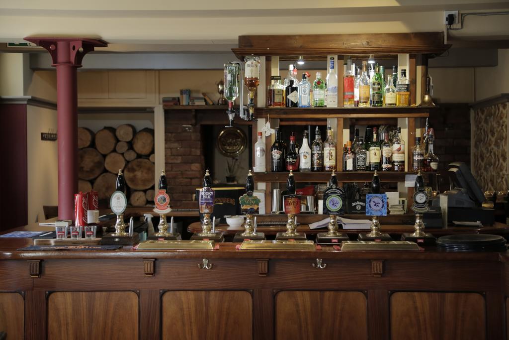 Hanmer Arms Εξωτερικό φωτογραφία