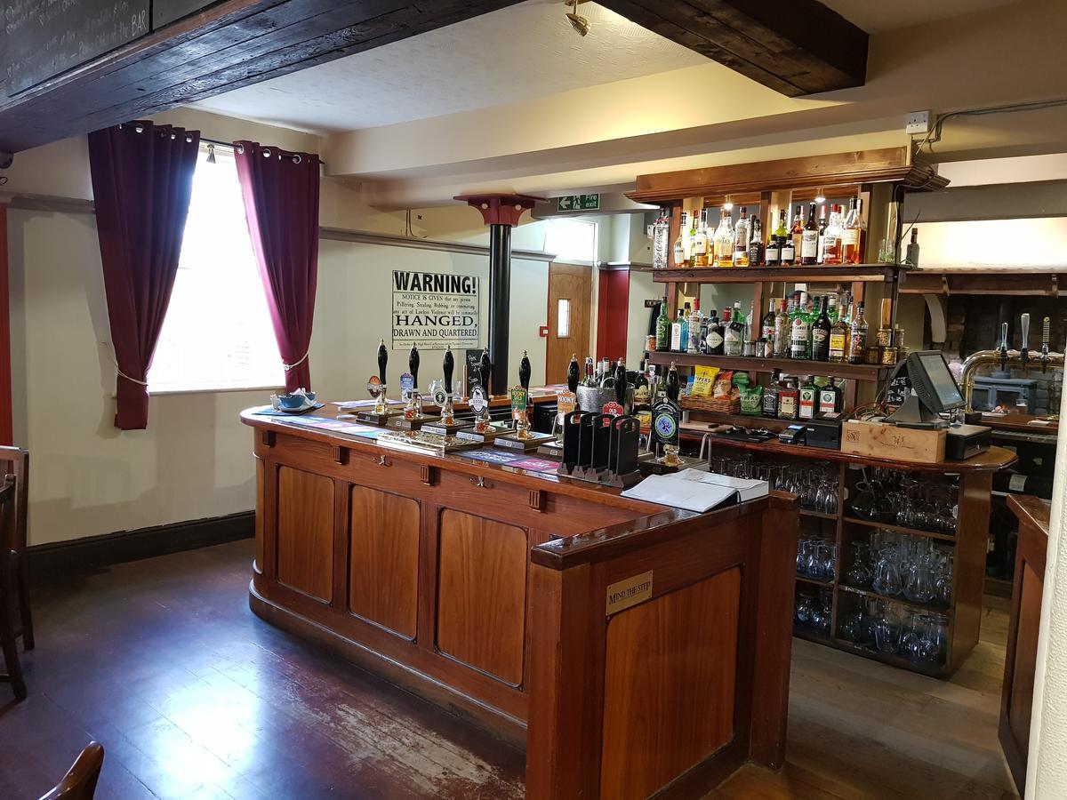 Hanmer Arms Εξωτερικό φωτογραφία